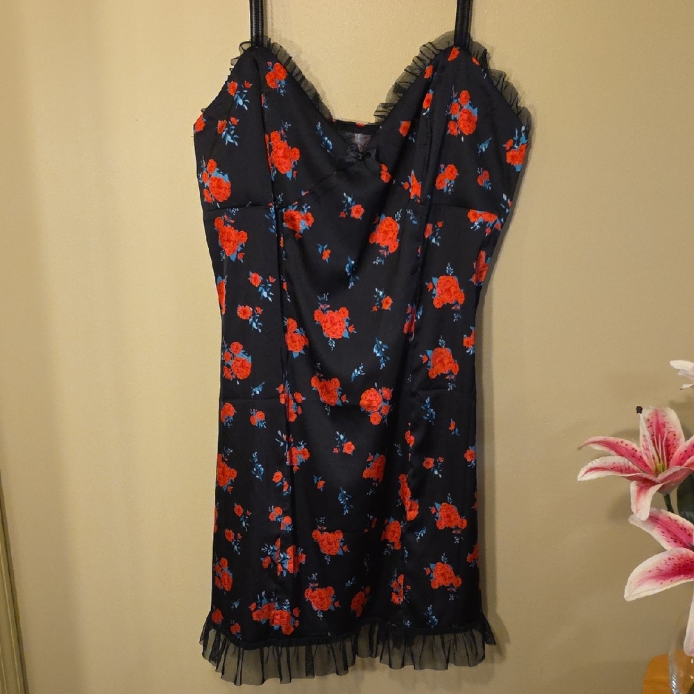 Sexy & Flirty, Floral Black and Red Women's Slip Dress, Size Large